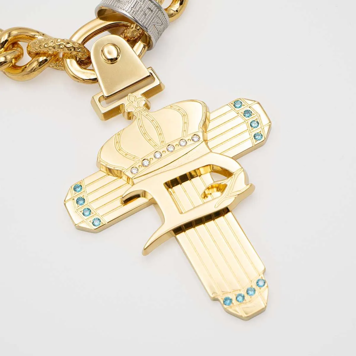MILANO NECKLACE | GOLD · pendant detail