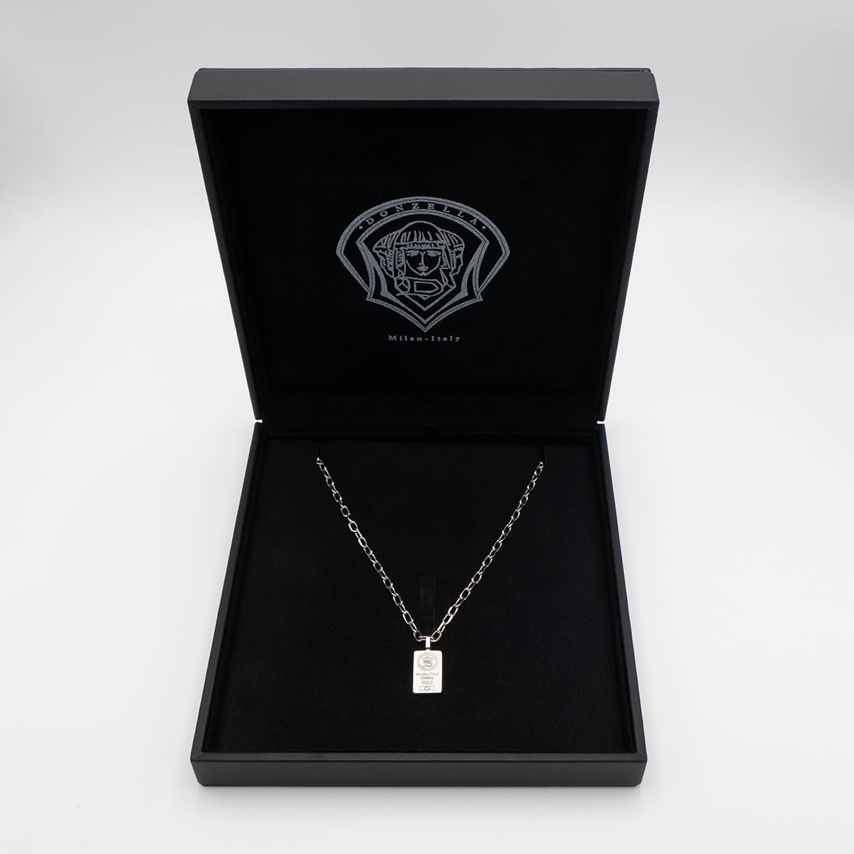 VERA NECKLACE | WHITE GOLD in its case