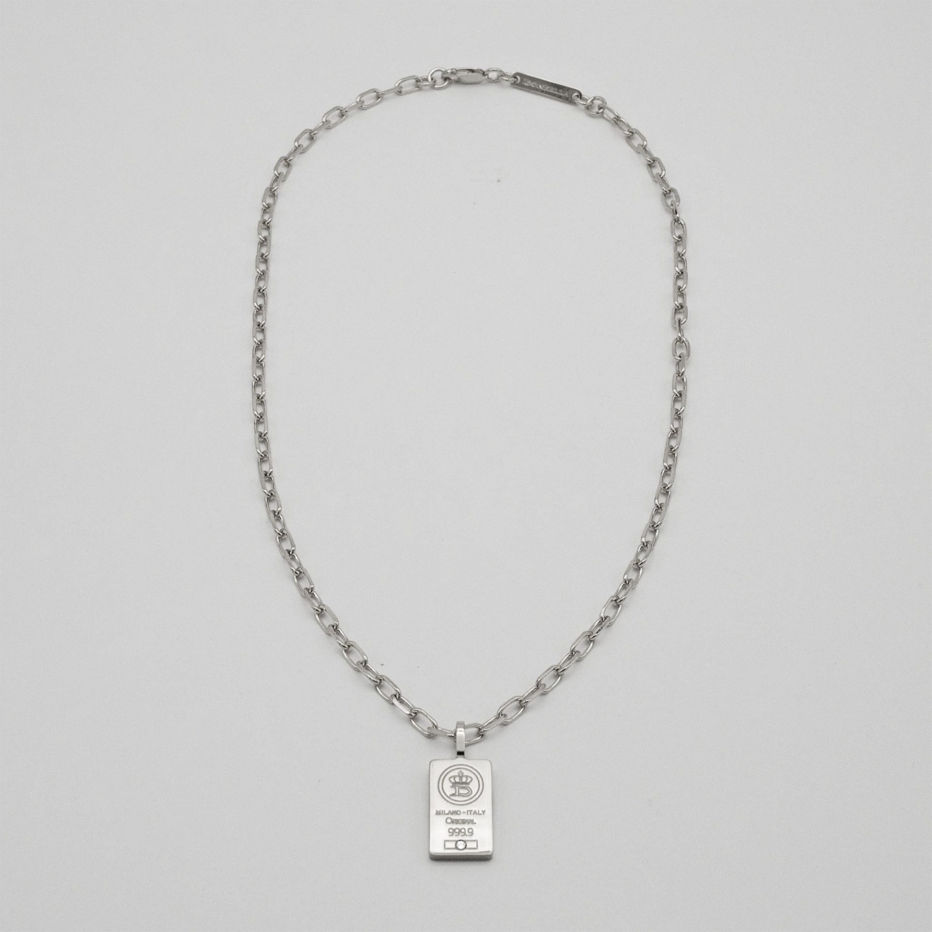 VERA NECKLACE | WHITE GOLD · full view