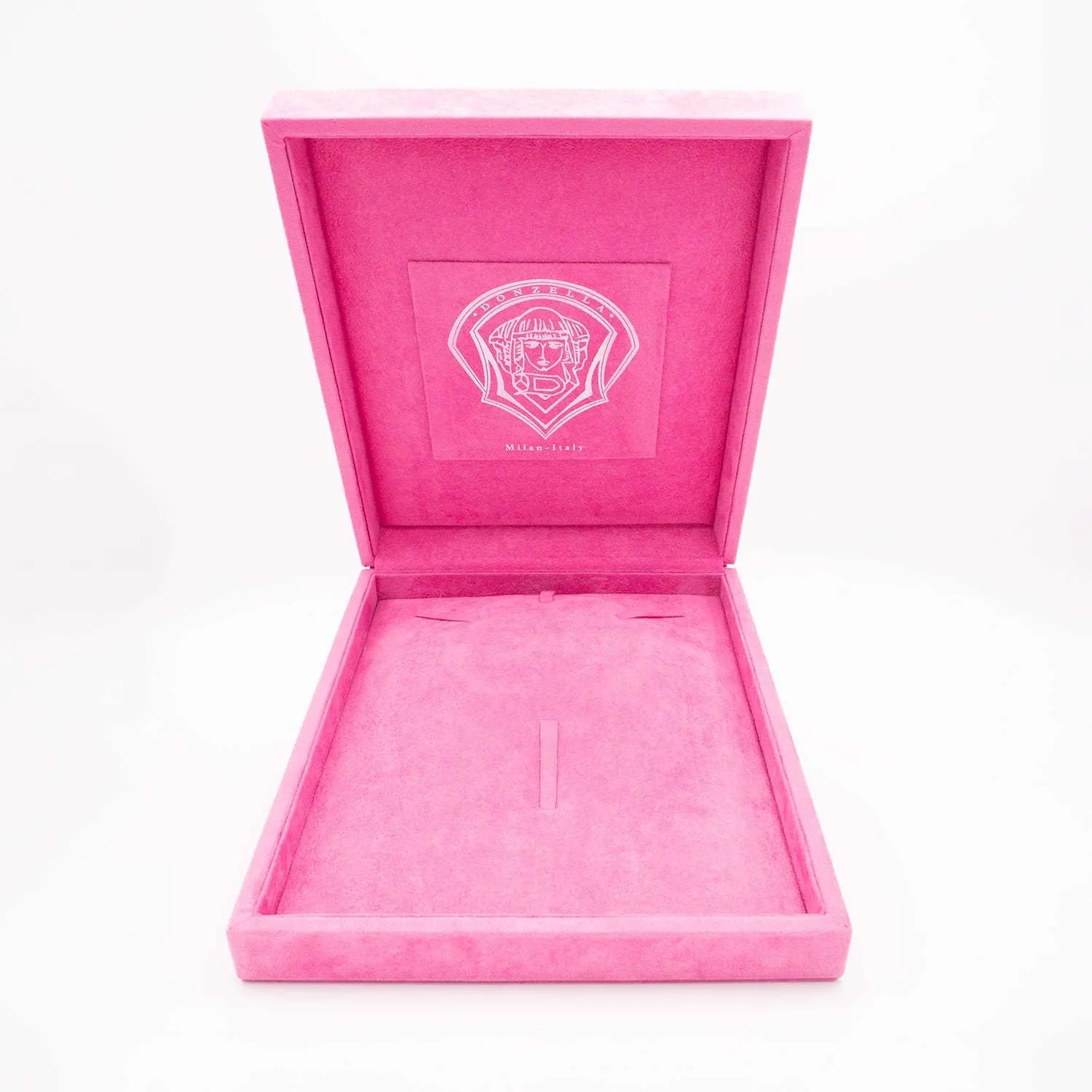 PACKAGING 11 Rose Velvet case, open
