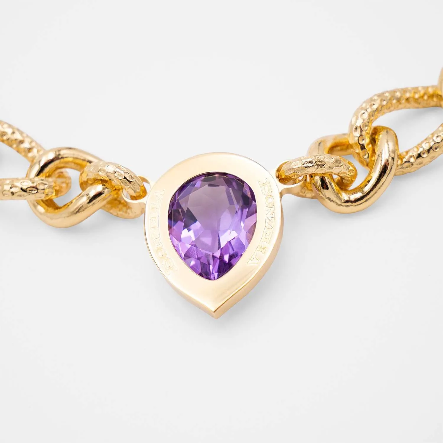 PRINCE NECKLACE | GOLD · pendant detail